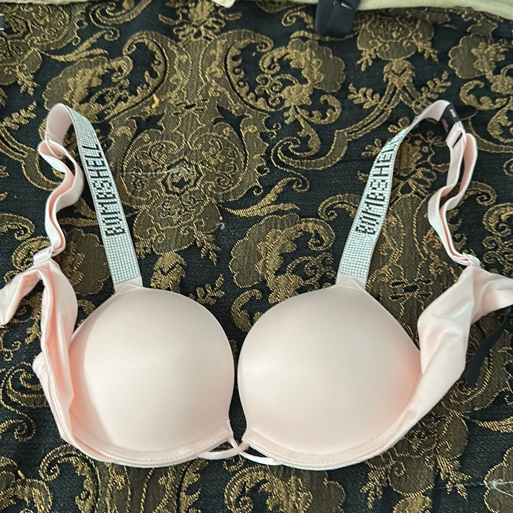 32AA Victoria’s Secret Bombshell rhinestone strap bra - used once beige color